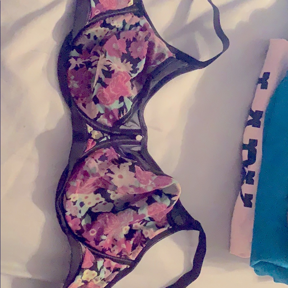 Modern movement bra